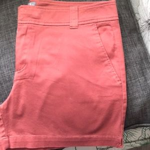 Soho shorts size 8